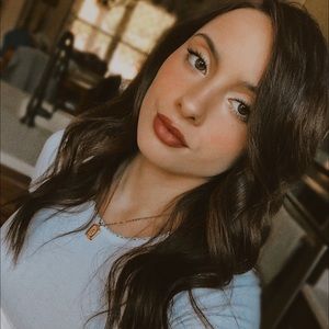 Meet your Posher, Brittney